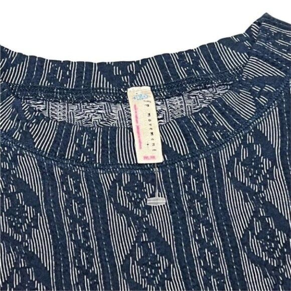 New Free People M Movement Pattern Top‎ Performance Yoga Run Gym Workout - Picture 2 of 11